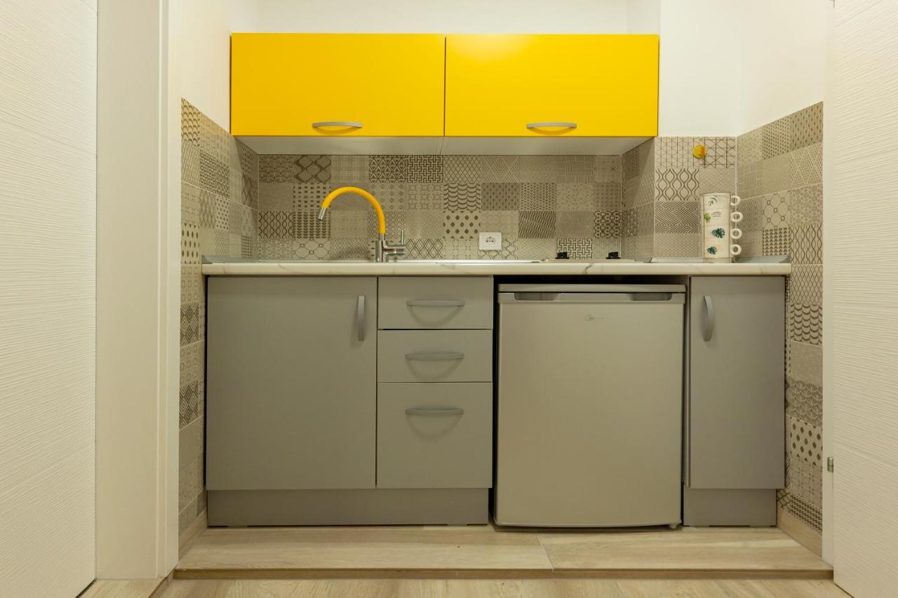 Happy Apartment